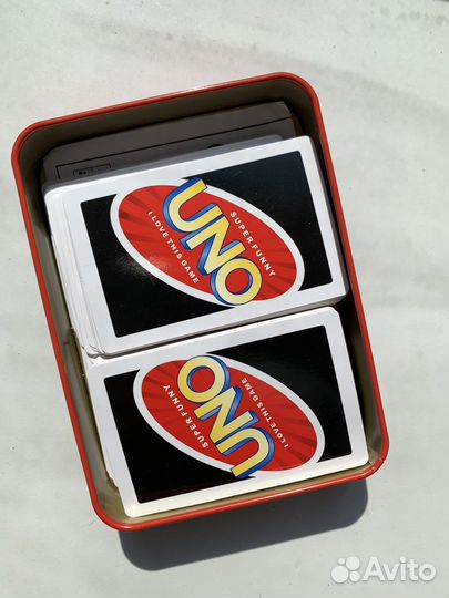UNO настольная игра в металлической коробке