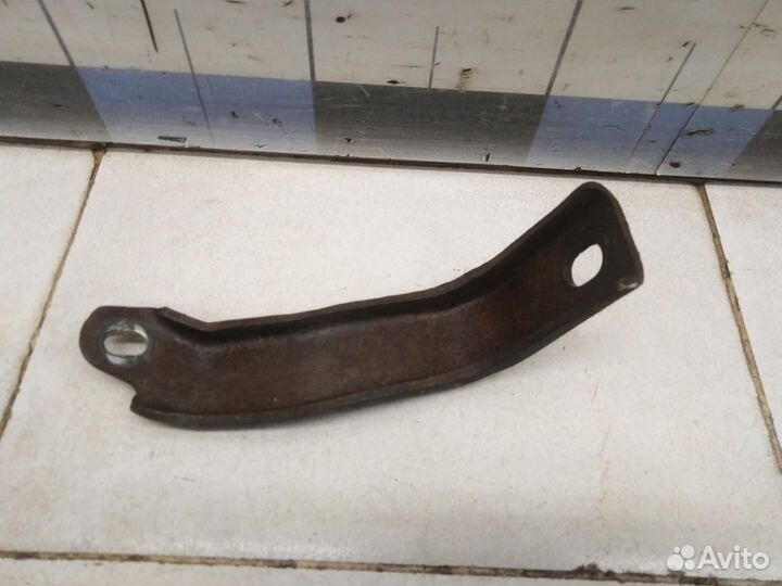 Кронштейн (сопут. товар) Logan 2005-2014