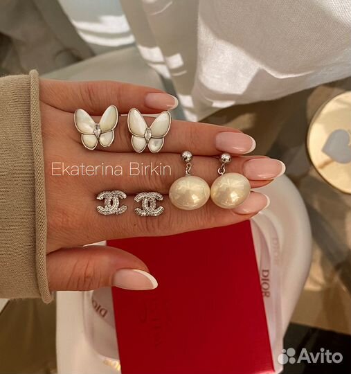 Серьги chanel van cleef бабочки цвет серебро