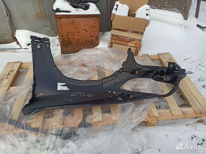 Bmw x6 e71 крыло правое новое оригинал 7052424