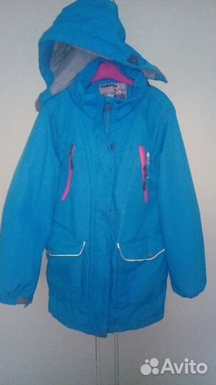 Ветровка для девочки