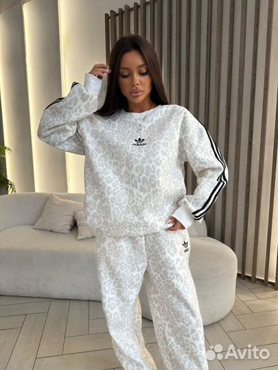 Спортивный костюм Zolotova Boutique