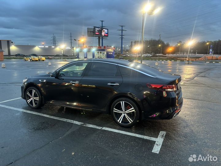 Kia Optima 2.0 AT, 2016, 200 000 км