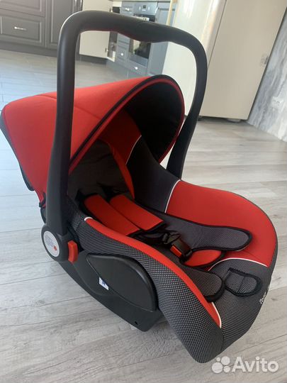 Автолюлька детская