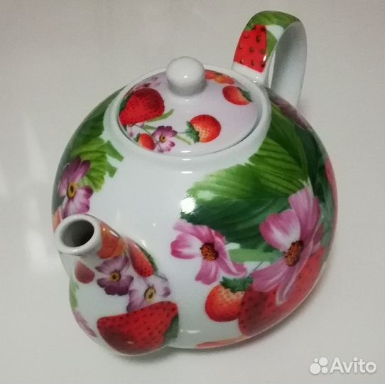 Чайник фарфоровый 