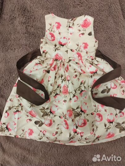 Платье нарядное новое