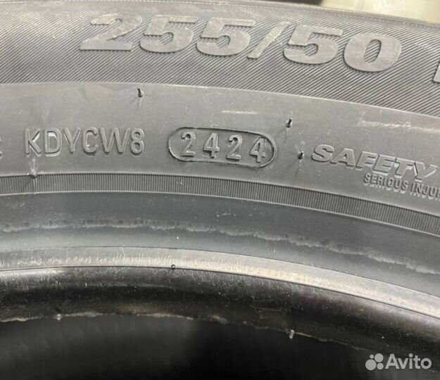 Kumho WinterCraft Ice Wi32 255/50 R20 109T