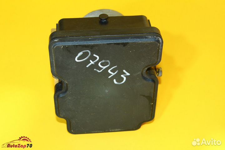 Toyota Camry (XV70) Блок ABS