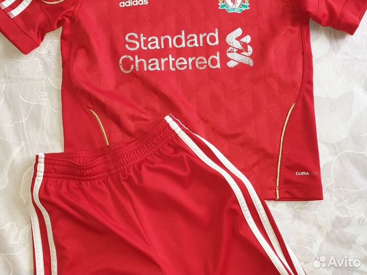 Футбольная форма adidas