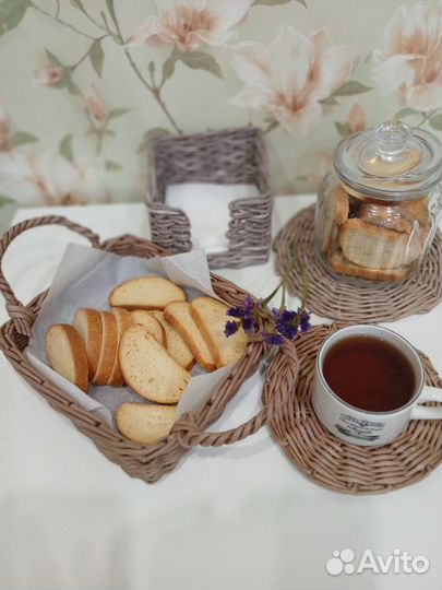 Хлебница плетеная