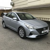 Hyundai Solaris 1.4 AT, 2022, 50 км, с пробегом, цена 1 890 000 руб., Махачкала
