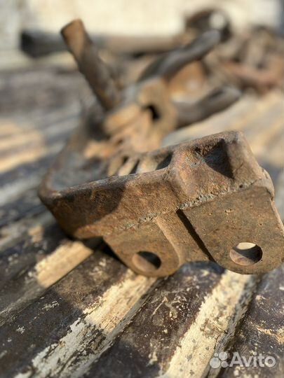 Прицепная серьга в сборе