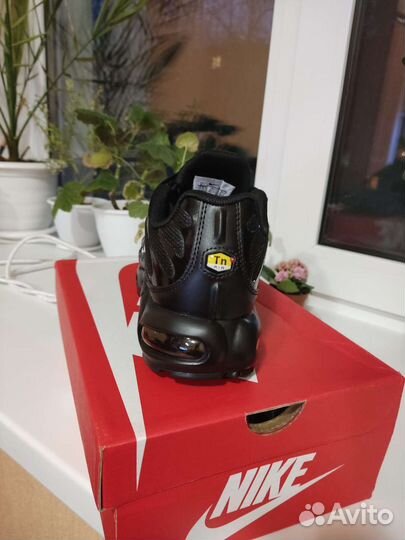 Кроссовки nike