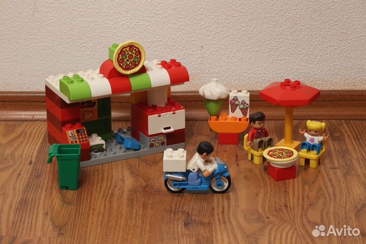 Lego duplo my town 2 набора