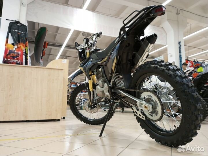 Мотоцикл BSE Z3