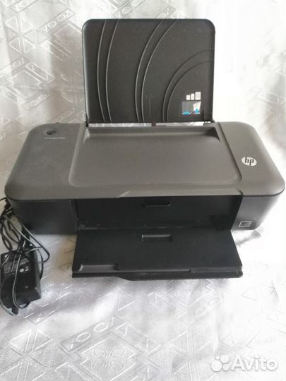 Принтер цветной, струйный HP deskjet 1000, J110