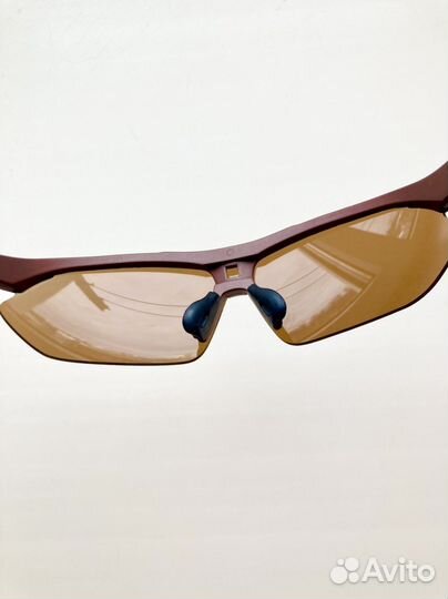 Спортивные очки солнцезащитные коричневые