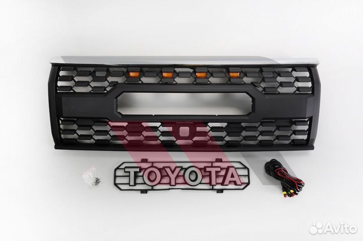 Решетка радиатора Toyota LC Prado 150 18-22г V3067