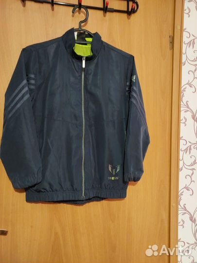 Спортивный костюм adidas 134-140