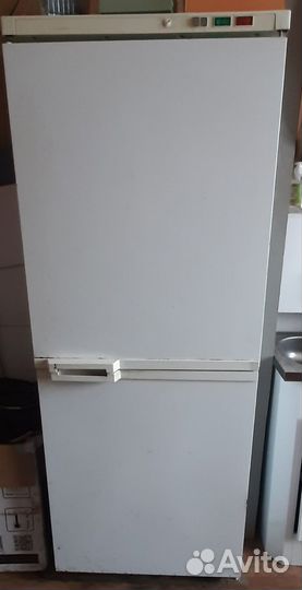 Холодильник 
