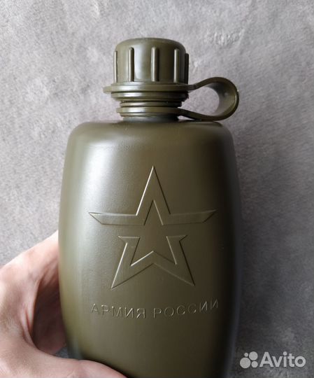 Фляга армейская пластиковая б/у с чехлом, 1 литр