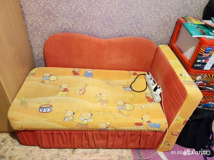 Детская кровать диван с мягкими бортиками