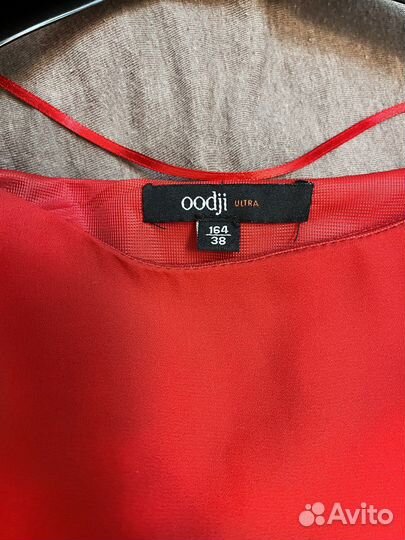 Вечернее красное платье