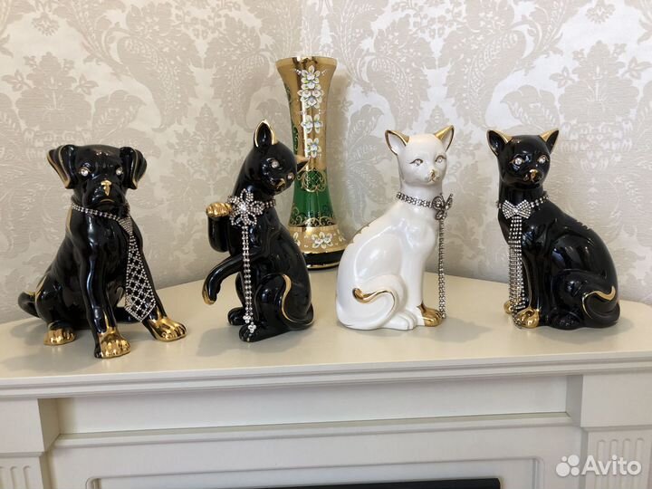 Фарфоровая статуэтка, кошка, собака