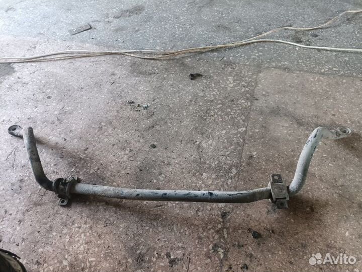 Стабилизатор поперечной устойчивости передний