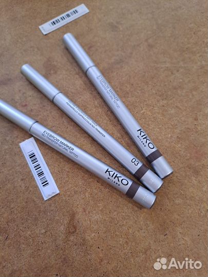 Фломастер для бровей 03. Kiko Milano