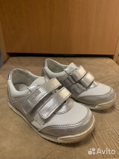 Кроссовки, ботинки для девочки