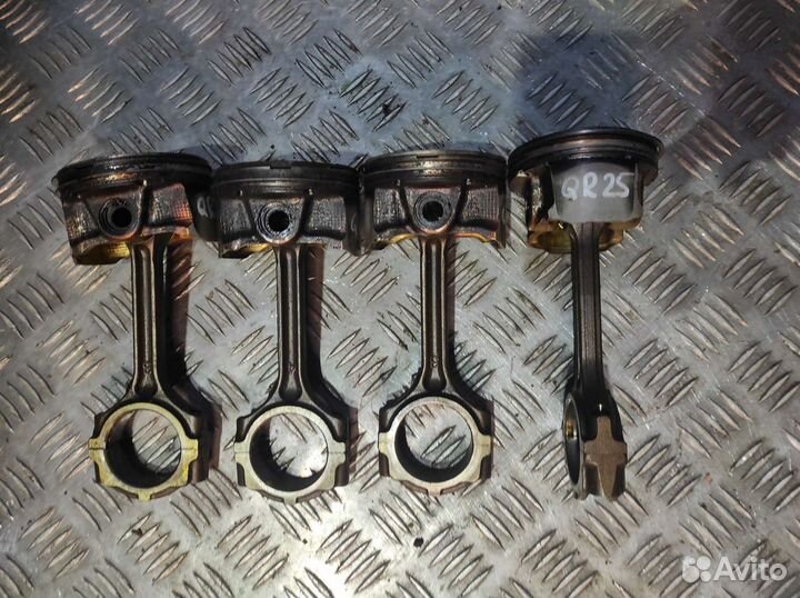 Поршень шатун Nissan X-Trail QR25DE