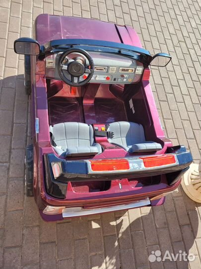 Детский электромобиль двухместный бу