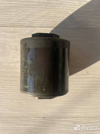 Сайлентблок кабины Scania 4s передний, MAN TGA