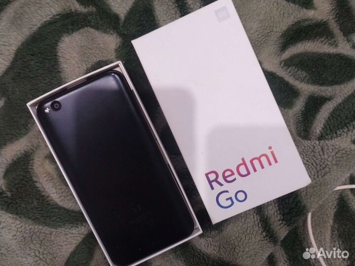 Телефон Xiaomi redmi go