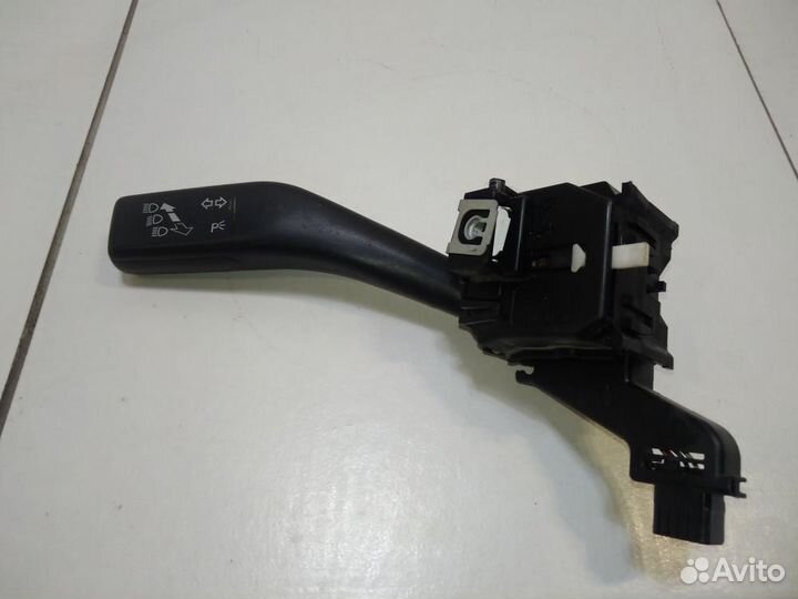 Переключатель поворотов подрулевой Volkswagen Tigu