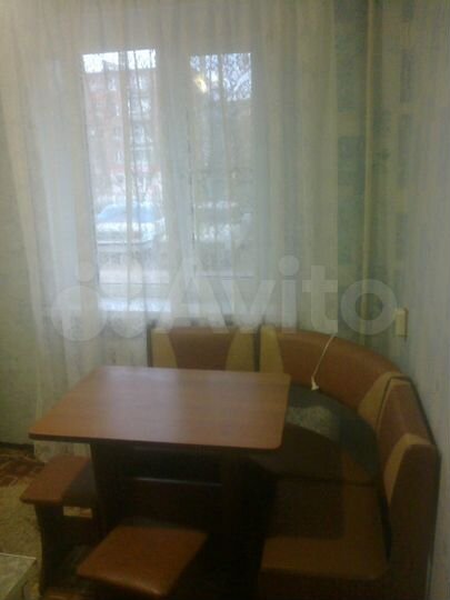 2-к. квартира, 42 м², 1/5 эт.