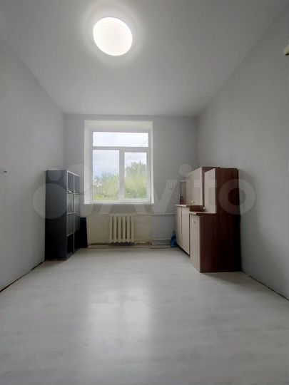 Комната 11 м² в > 9-к., 3/4 эт.