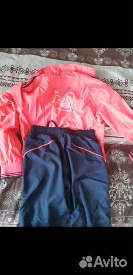 Спортивный костюм женский