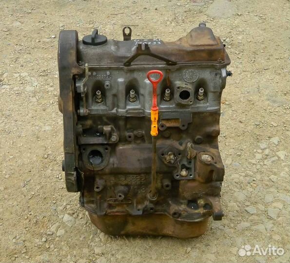 Двигатель VW Golf 2 1.8 RP