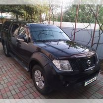 Nissan Navara 2.5 AT, 2010, 266 000 км, с пробегом, цена 1 580 000 руб.