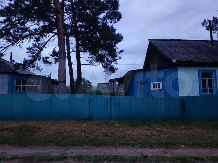 Дом 56 м² на участке 50 сот.