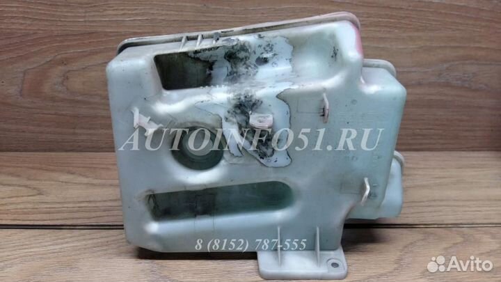 Бачок омывателя лобового стекла VW Touran 03-10