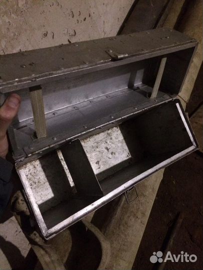 Рыболовный ящик