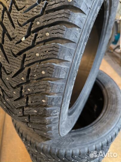 Nokian Tyres Hakkapeliitta 8 SUV 255/50 R19
