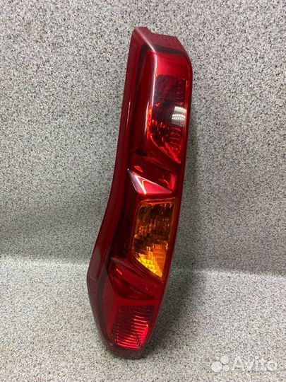 Фонарь задний левый Nissan X-Trail T31 2007