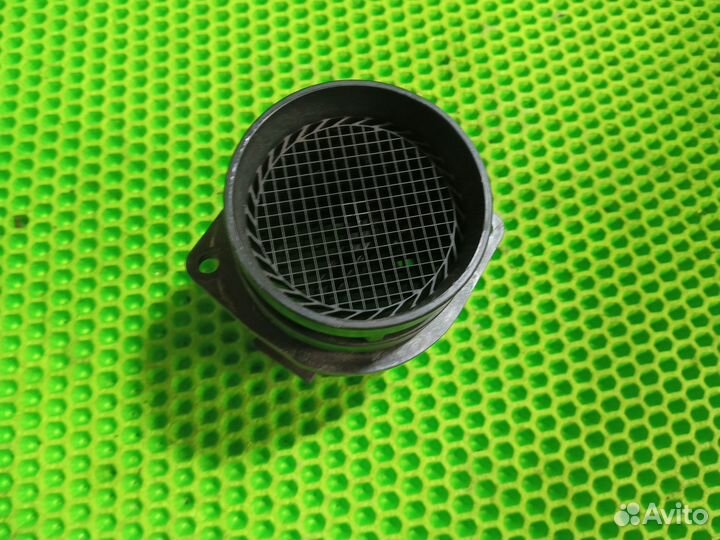 Расходомер воздуха Audi A3 8T 2.0