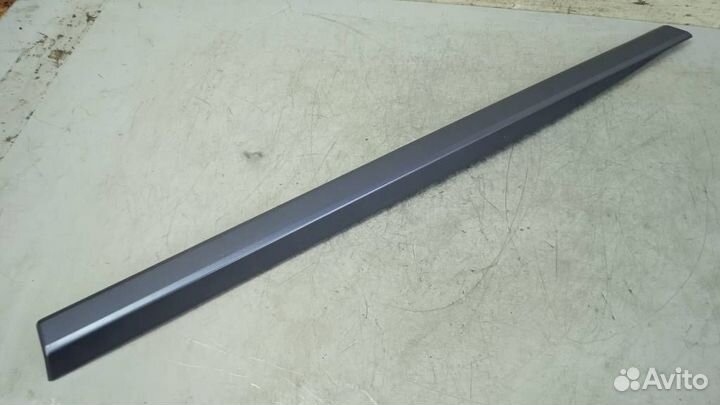 Молдинг двери задней правой Land Rover Range Rover Vogue 4 L405