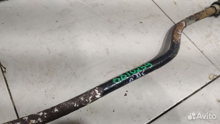 Стабилизатор задний Toyota Avensis 2 T250