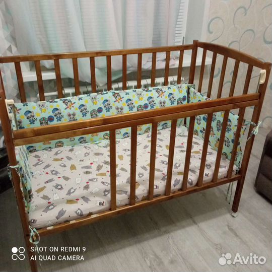 Кроватка детская без матраса с бортиками